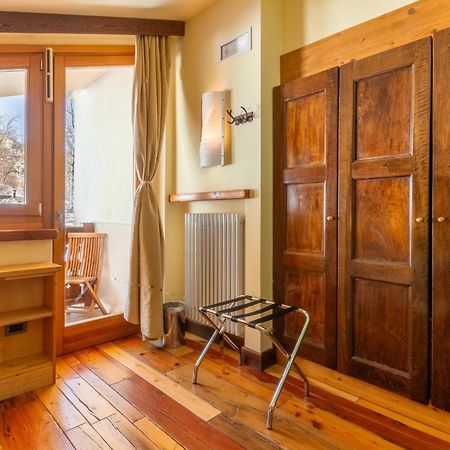 Shatush Hotel Courmayeur Exteriör bild