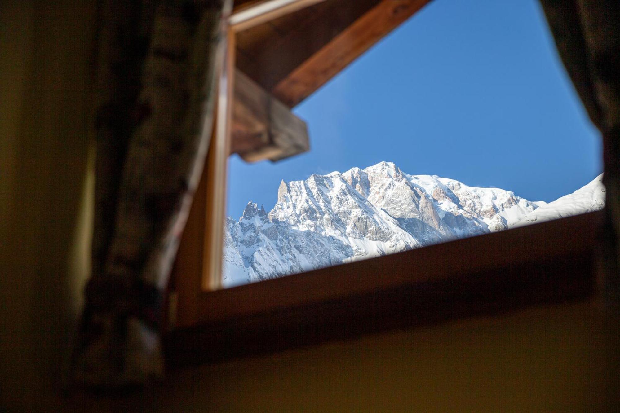 Shatush Hotel Courmayeur Exteriör bild