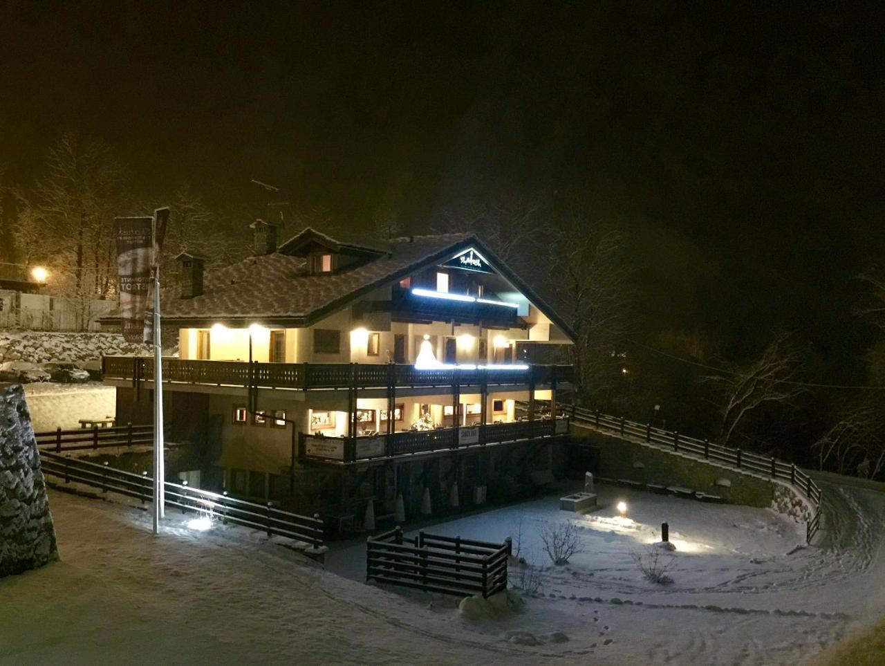 Shatush Hotel Courmayeur Exteriör bild